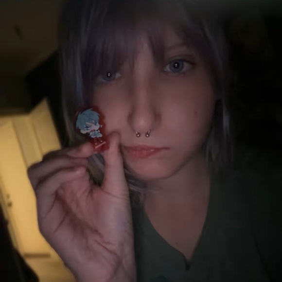 Meet your Posher, Lee - Picture 2 of 2